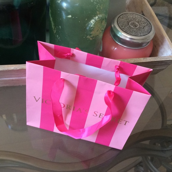 Victoria’s Secret tiny Shopping Bag 7.5”-6” - Picture 2 of 7